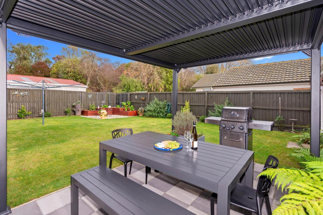 Leave Of Absence - Christchurch Holiday Home Dış mekan fotoğraf