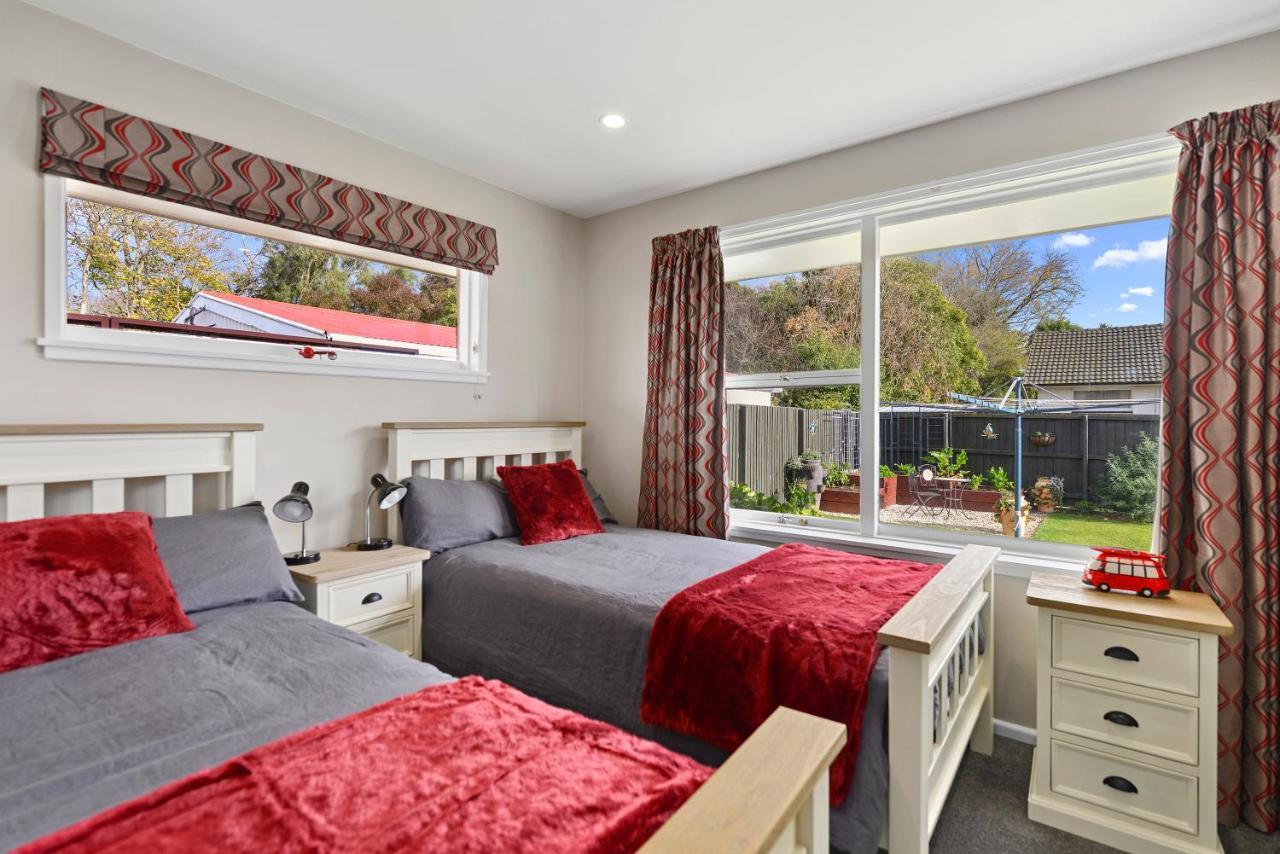 Leave Of Absence - Christchurch Holiday Home Dış mekan fotoğraf