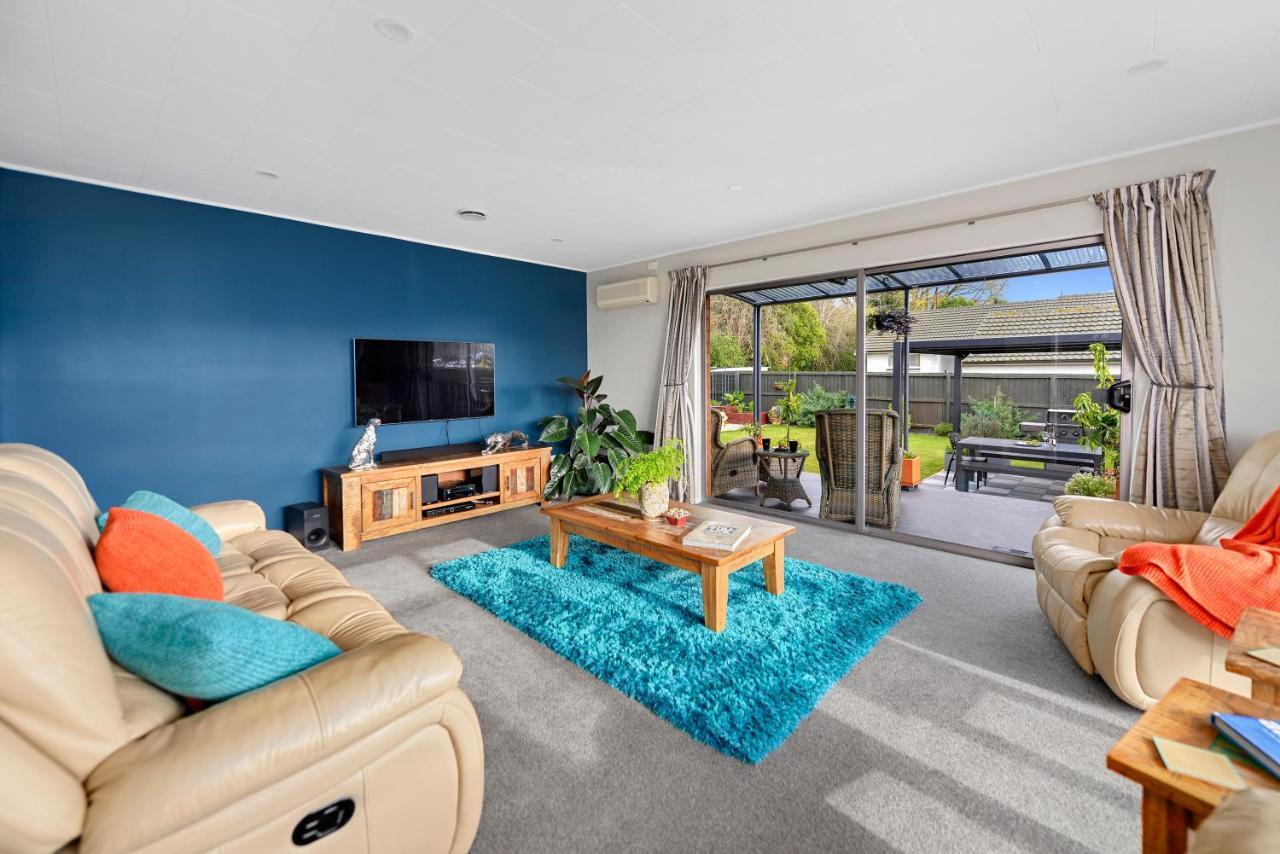 Leave Of Absence - Christchurch Holiday Home Dış mekan fotoğraf
