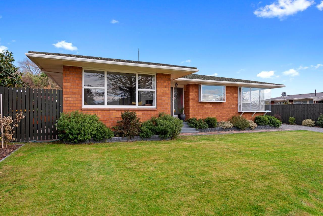 Leave Of Absence - Christchurch Holiday Home Dış mekan fotoğraf